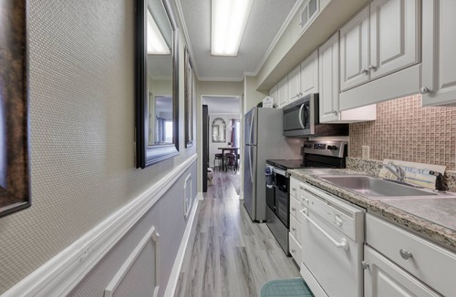 The Dunes Condo | Beachside and Golf Retreat! 4.5 miles from PGA Tournament