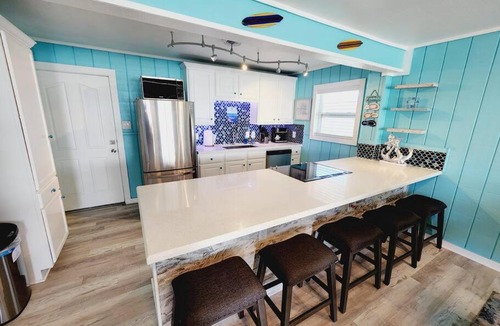 Acapulco Village House | Beachview Beauty steps to the beach in West G Town