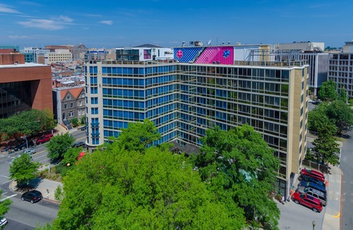 Dupont Circle Hotel | Beacon Hotel & Corporate Quarters