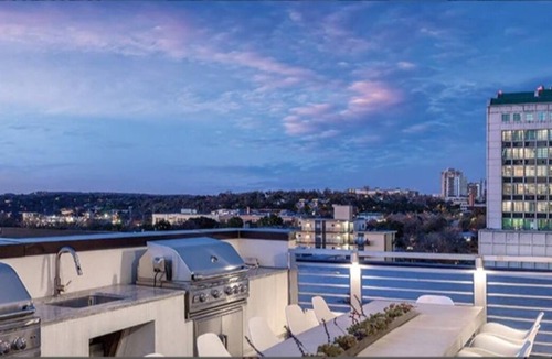 West End Condo | Beautiful 1 bedroom in Austin