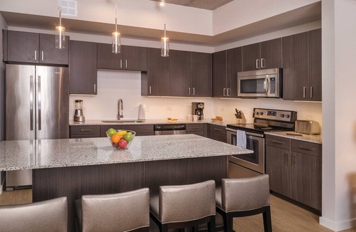 Warehouse District Condo | Beautiful 1 bedroom with rooftop pool!
