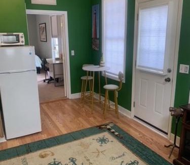 Pawleys Island Apartment | Beautiful 1BR Apt, Near Beach, Kitchenette, Bath, LR