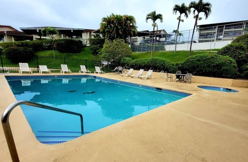 Honalo Apartment | Beautiful 2 Bed 2 Bath Condo in Kona Coffee Villas