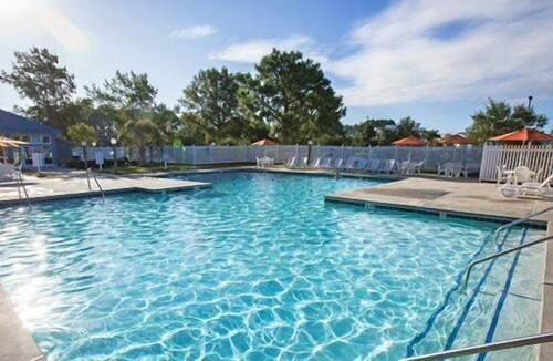 New Bern Apartment | Beautiful 2 bedroom unit at resort, sleeps 6