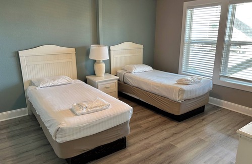Duck Resort | Beautiful 3BR Condo in OBX, NC, Beach, Pools, Hot Tub, Family Resort Aug. 9-15