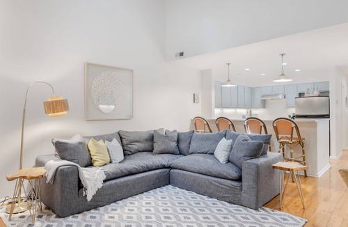 Wilmington House | Beautiful 3BR Lions Gate townhome w/pool only minutes from Wrightsville Beach!