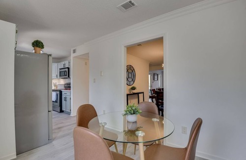 Augusta House | Beautiful 3BR Townhouse Close to Downtown Augusta