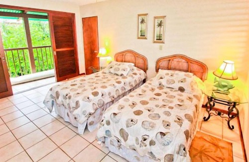 Honaunau-Napoopoo House | Beautiful 4 Br For 11 Beachfront Home!