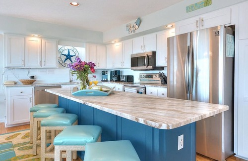 Holden Beach House | BEAUTIFUL 6 BR OCEANFRONT HOME WITH PRIVATE HEATABLE SALTWATER POOL.