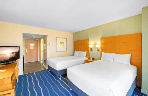 Ala Moana House | Beautiful Ala Moana Condo Hotel 1212