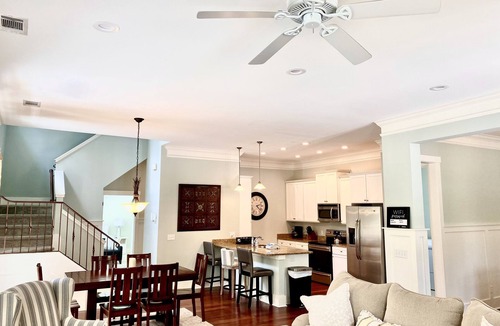 Palmetto Dunes Cottage | Beautiful Cottage on Hilton Head Island, Pink