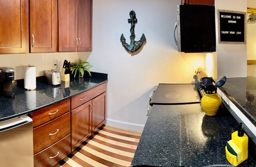 Eastport Condo | Beautiful Condo by the Naval Academy