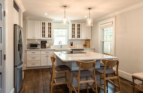 Greenville Cottage | Beautiful Cottage Walkable to Falls Park on the Reedy & Downtown