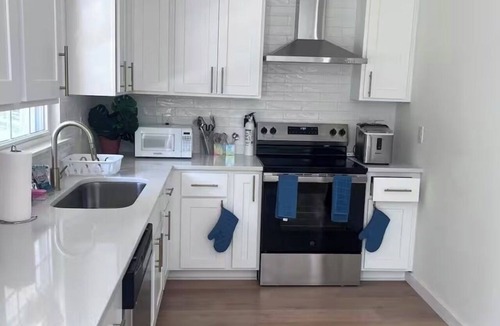 Fayetteville House | Beautiful Home!Comfy Home, Big Driveway, Big Space, Big Fun!