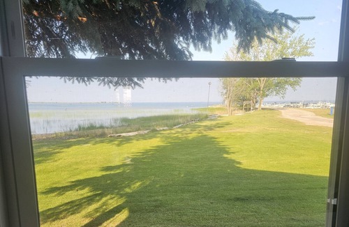 Au Gres House | BEAUTIFUL HOME ON SAGINAW BAY