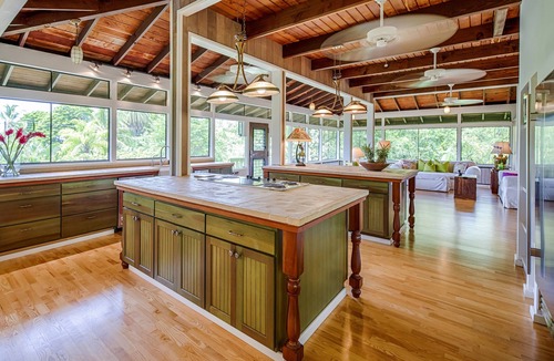 Honaunau-Napoopoo House | Beautiful Kealakekua Bay Home With Private Pool & Tropical Garden