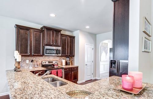 Loganville House | Beautiful Modern Luxury Oasis