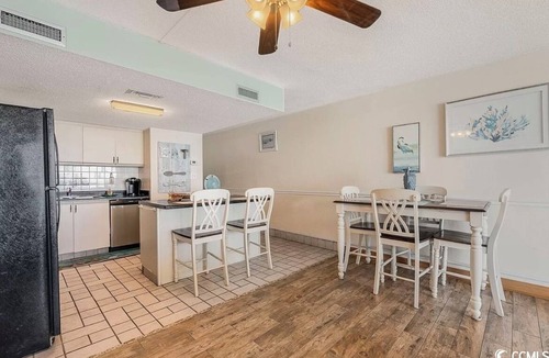 Garden City Condo | Beautiful oceanfront Condo with direct access to the beach, steps from the sand.