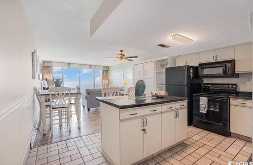 Garden City Condo | Beautiful oceanfront Condo with direct access to the beach, steps from the sand.