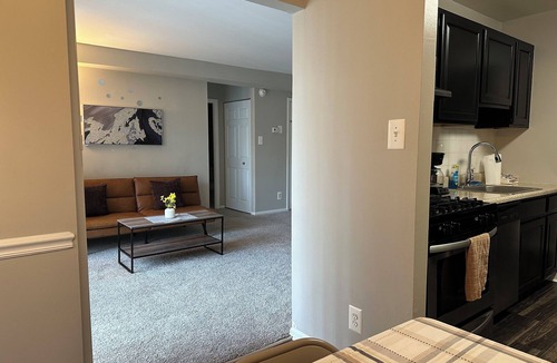 Gaithersburg Apartment | beautiful stay in the heart of town