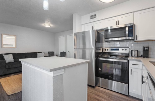 University Hills and Windsor Park Apartment | Beautiful Studio in University Hills acma