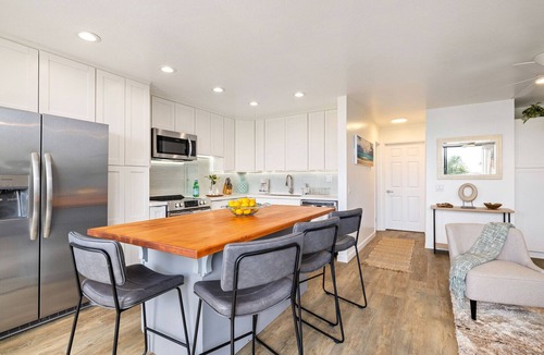 Makaha Valley House | Beautiful townhome with 2 pools— 5 min from the beach!