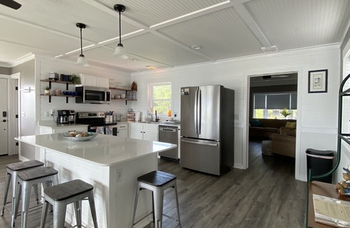 Colington Harbour House | Beautiful waterfront property overlooking the sound