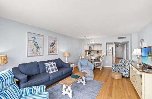 Myrtle Beach Condo | Beautiful, well maintained condo + Free Attraction Tickets!