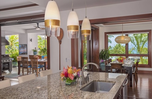 Montage Kapalua Bay Villa | Beautifully Decorated OCEAN FRONT 3 Bedroom + Den, 3.5 Bath Montage Kapalua Grand Residence Sleeps 8