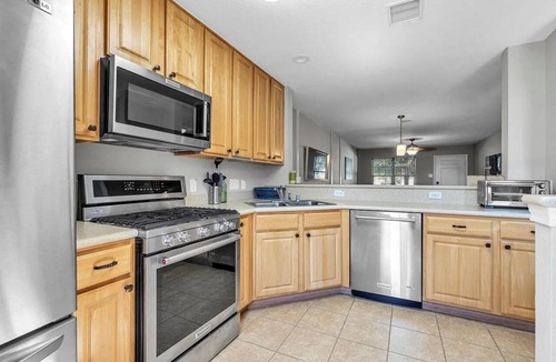 Klein House | Beautifully maintained townhome in Gleannloch