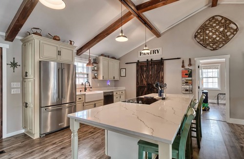 Ridgeway House | Beautifully renovated lakefront home on Lake Wateree. 3BR/3BA. Pet-Friendly!