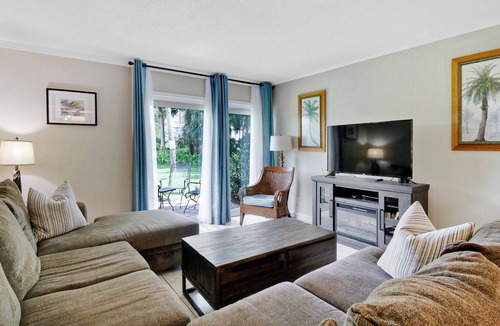 Hilton Head Island House | Beautifully Furnished w/ all the comforts of home! Just minutes to the beach