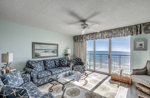 Windy Hill Condo | Beautifully decorated oceanfront Resort + Free Attraction Tickets!