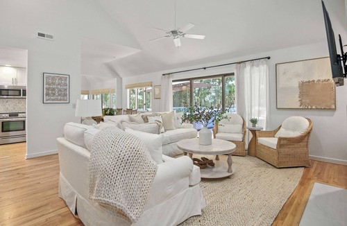 Seabrook Island House | Behind the Gates | A Seabrook Island Escape by Sandpiper