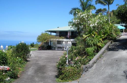 Honaunau-Napoopoo Bed & Breakfast | Belle Vue Kona Inc