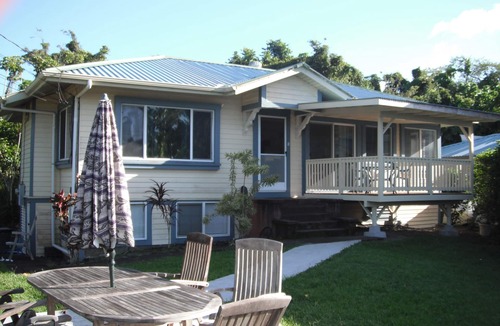 Hilo House | Best Hilo Location @ Richardsons Beach Park, Swimming, Snorkeling Sleeps 8-Save$