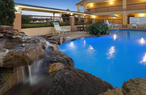 Angleton Hotel | Best Western Angleton Inn