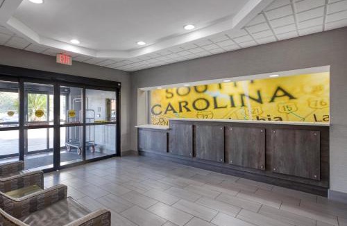 Seven Oaks Hotel | Best Western Executive Inn & Suites