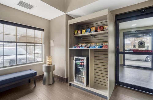 Kenner - Louis Armstrong International Airport Hotel | Best Western Kenner