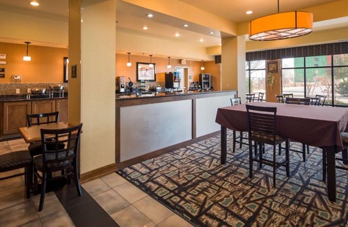 Forney Hotel | Best Western Plus Christopher Inn & Suites
