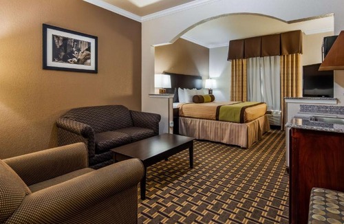 Weatherford Hotel | Best Western Plus Cutting Horse Inn & Suites