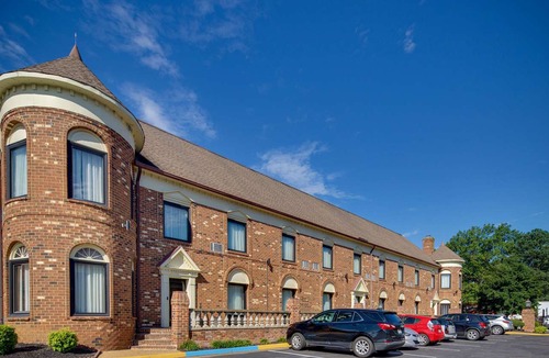 North Chesterfield Hotel | Best Western Plus Governor's Inn Richmond