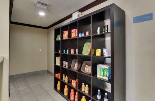 Wichita Falls Hotel | Best Western Plus University Inn & Suites