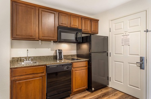 Valdosta Hotel | Best Western Plus Valdosta Hotel & Suites