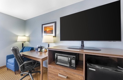 Levelland Hotel | Best Western South Plains Inn & Suites