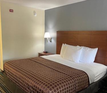 Tallahassee Hotel | Best Western Tallahassee Downtown Inn and Suites