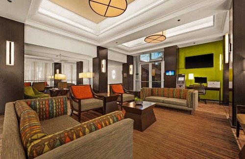 Western Honolulu Hotel | Best Western The Plaza Hotel Honolulu Airport - Free Breakfast