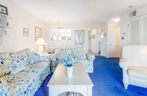 Ocean View Condo | Bethany Bay Second Floor Condo W/Shared Pool, Volleyball Courts & Free WiFi