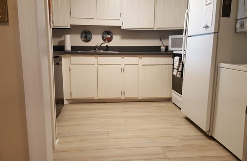 Ocean View Condo | Bethany Bayfront condo directly on the Bay large pool, open area, great Sunsets