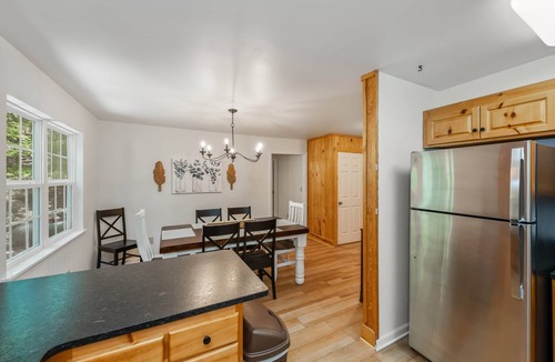 Mentone House | BIG-3BR/3BA+HotTub+Game Room+FirePit+Great Location